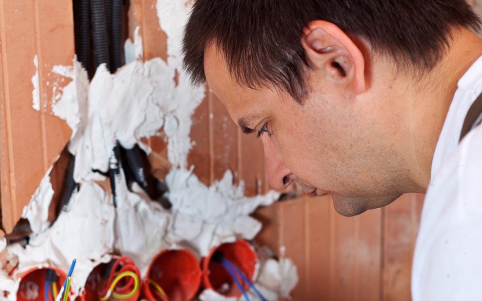 cherche électricien Argenteuil